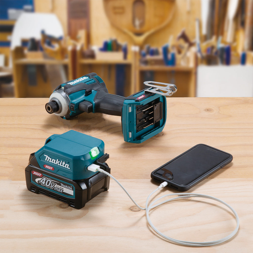 Makita 40V Max USB Charging Adaptor - Tool Only (ADP001G)