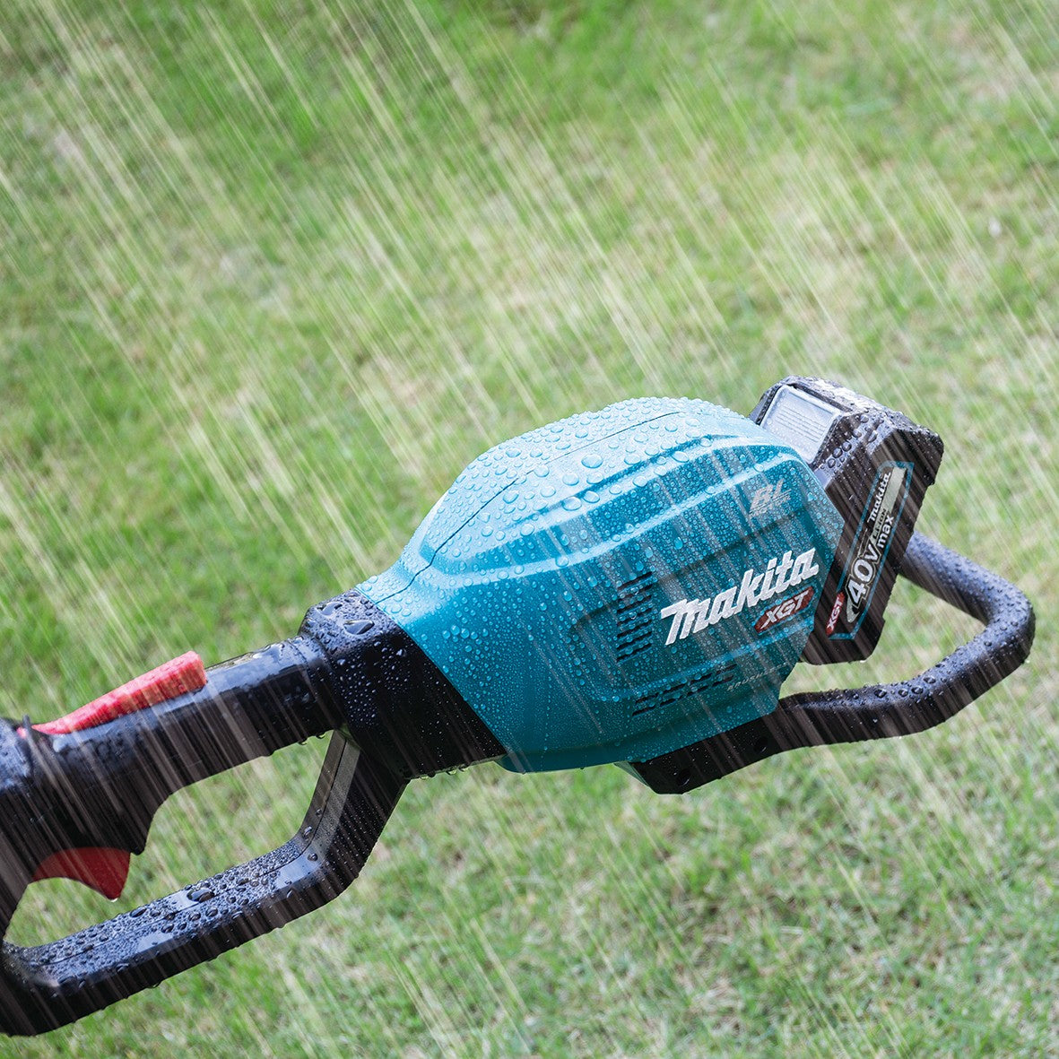Makita 40V Max Brushless 300mm Pole Saw - Tool Only (UA004GZ)